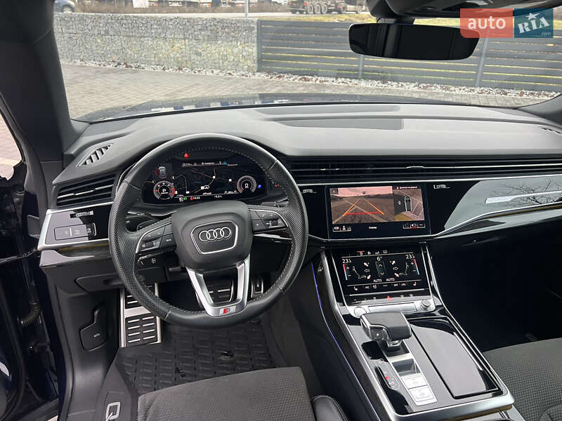 Внедорожник / Кроссовер Audi Q8 2020 в Мукачево