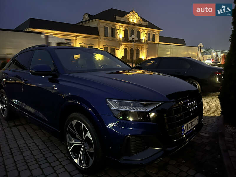 Внедорожник / Кроссовер Audi Q8 2020 в Мукачево