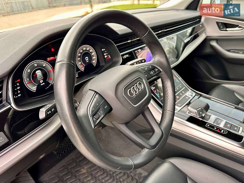 Внедорожник / Кроссовер Audi Q8 2021 в Одессе фото 40 Внедорожник / Кроссовер Audi Q8 2021 в Одессе