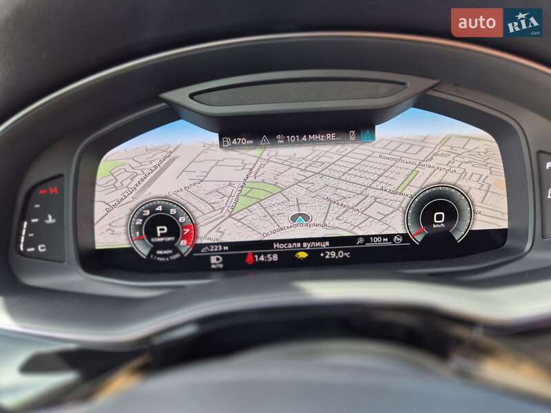 Внедорожник / Кроссовер Audi Q8 2021 в Киеве