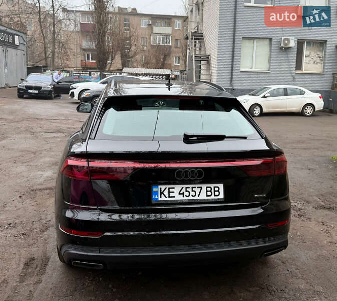 Внедорожник / Кроссовер Audi Q8 2025 в Кривом Роге