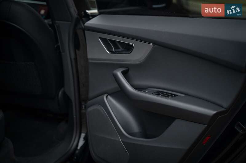 Позашляховик / Кросовер Audi Q8 2021 в Чернівцях фото 55 Позашляховик / Кросовер Audi Q8 2021 в Чернівцях