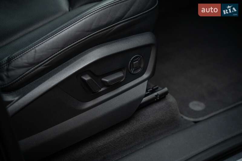 Позашляховик / Кросовер Audi Q8 2021 в Чернівцях фото 45 Позашляховик / Кросовер Audi Q8 2021 в Чернівцях