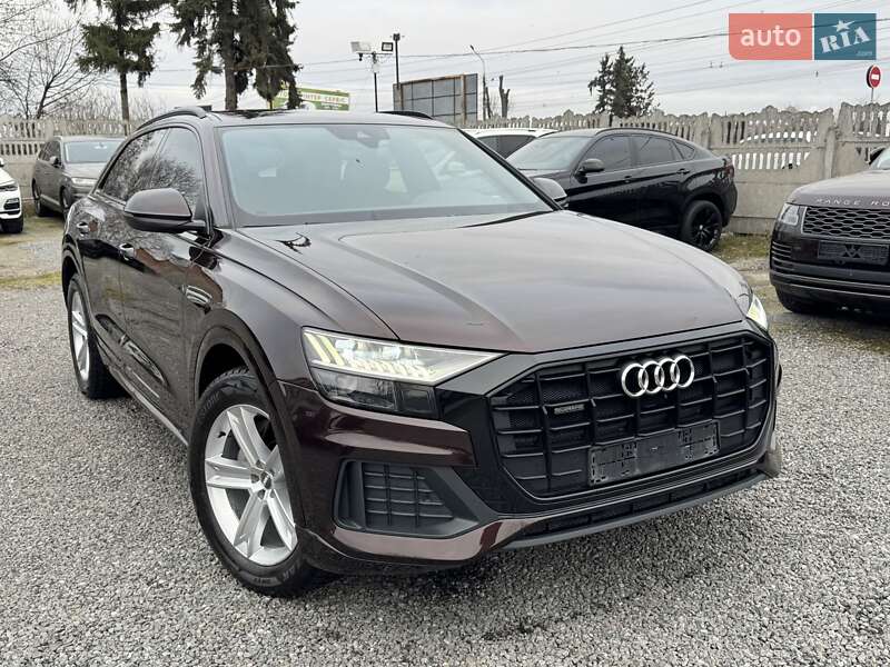 Внедорожник / Кроссовер Audi Q8 2019 в Тернополе