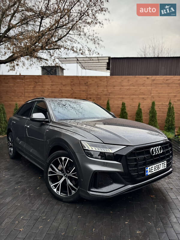 Внедорожник / Кроссовер Audi Q8 2018 в Киеве