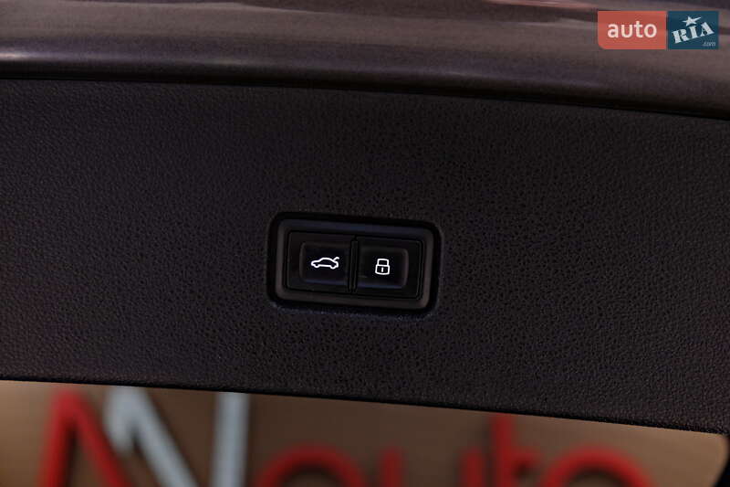 Позашляховик / Кросовер Audi Q8 2019 в Одесі фото 57 Позашляховик / Кросовер Audi Q8 2019 в Одесі