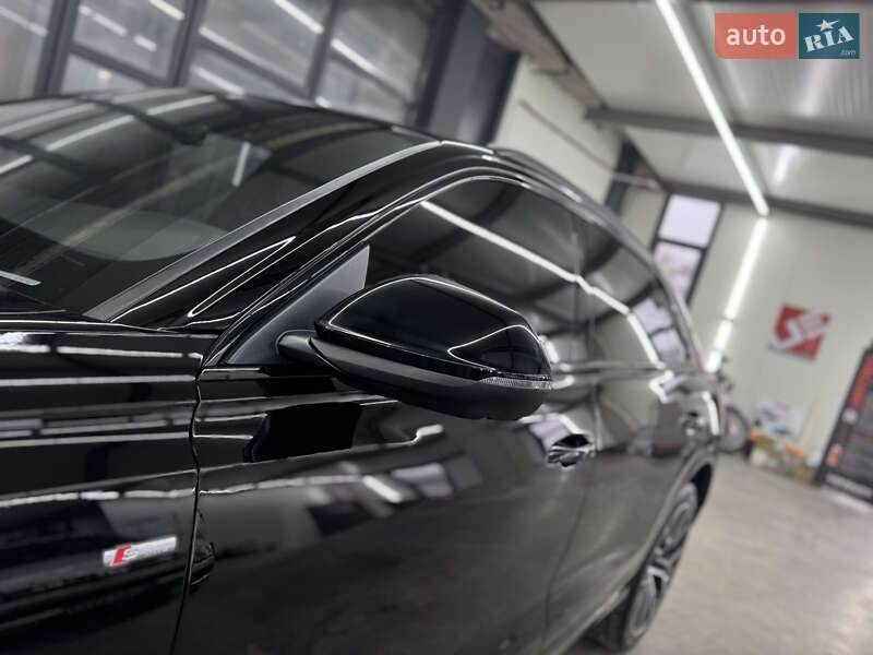 Позашляховик / Кросовер Audi Q8 2020 в Луцьку