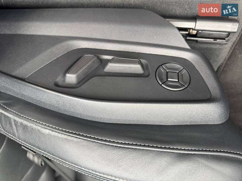 Внедорожник / Кроссовер Audi Q8 2020 в Киеве