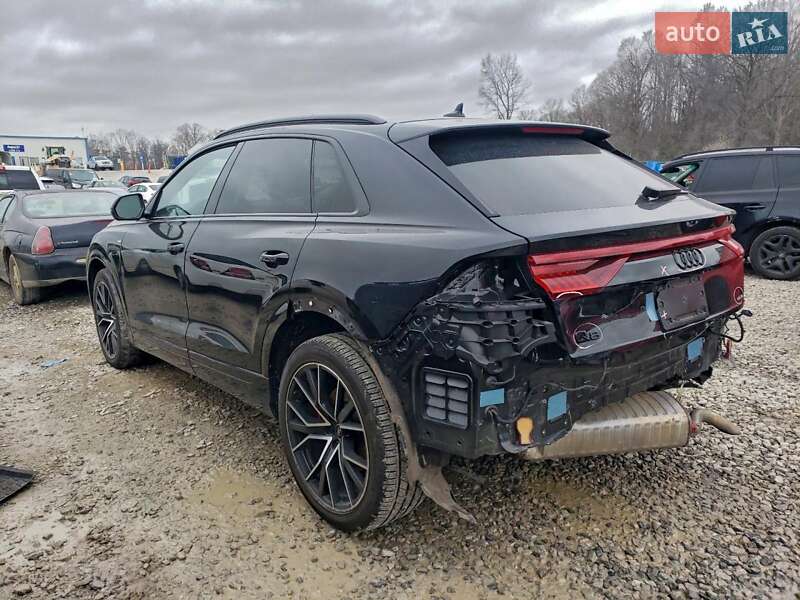 Внедорожник / Кроссовер Audi Q8 2021 в Львове