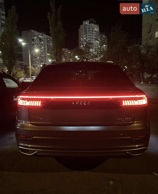 Позашляховик / Кросовер Audi Q8 2020 в Києві фото 2 Позашляховик / Кросовер Audi Q8 2020 в Києві