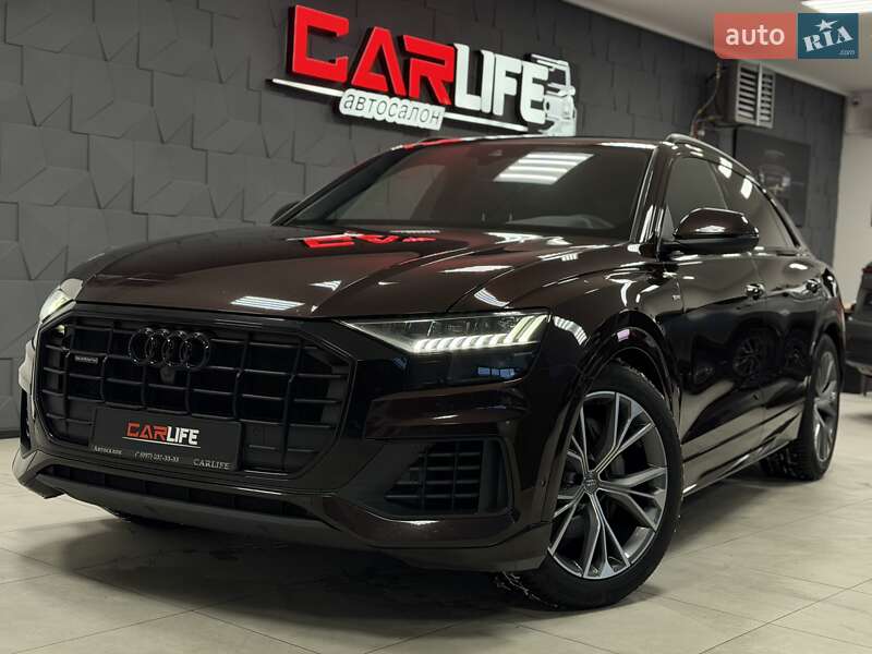 Внедорожник / Кроссовер Audi Q8 2019 в Тернополе