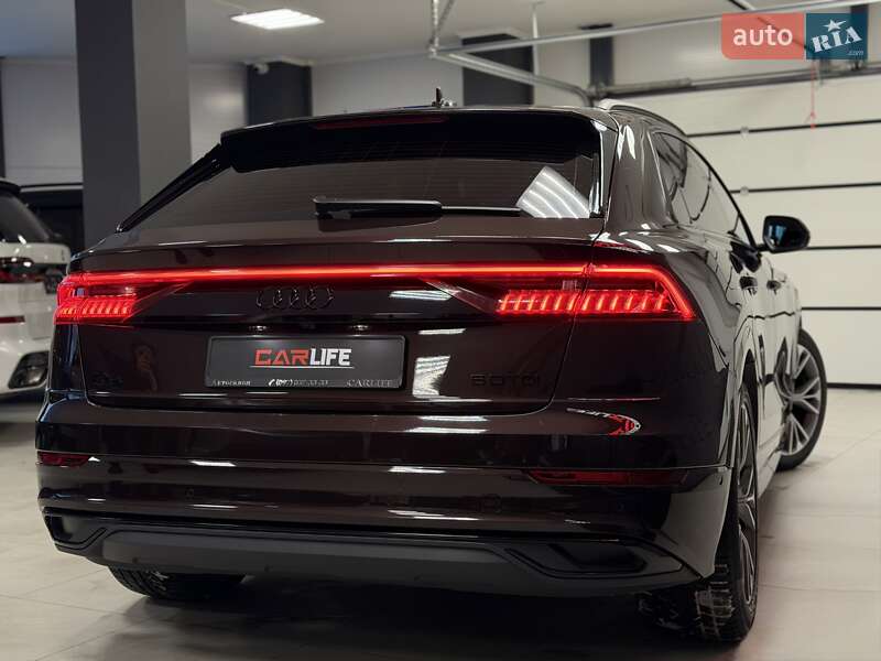 Внедорожник / Кроссовер Audi Q8 2019 в Тернополе