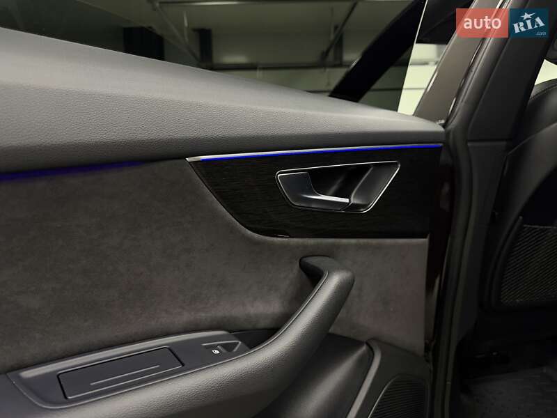 Внедорожник / Кроссовер Audi Q8 2019 в Тернополе