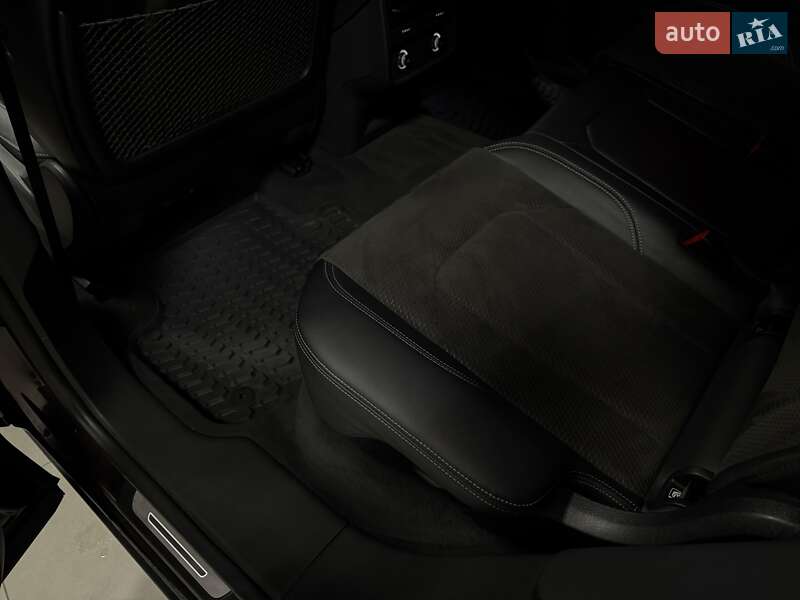 Внедорожник / Кроссовер Audi Q8 2019 в Тернополе