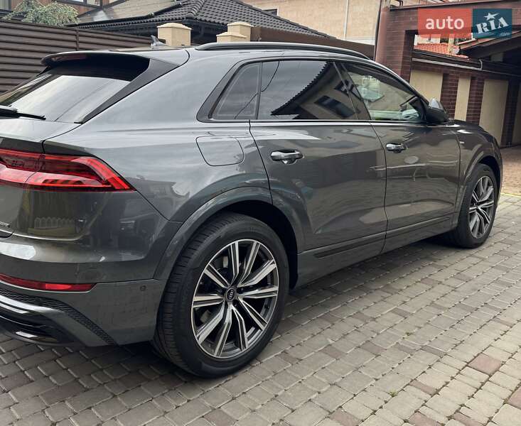 Внедорожник / Кроссовер Audi Q8 2023 в Одессе