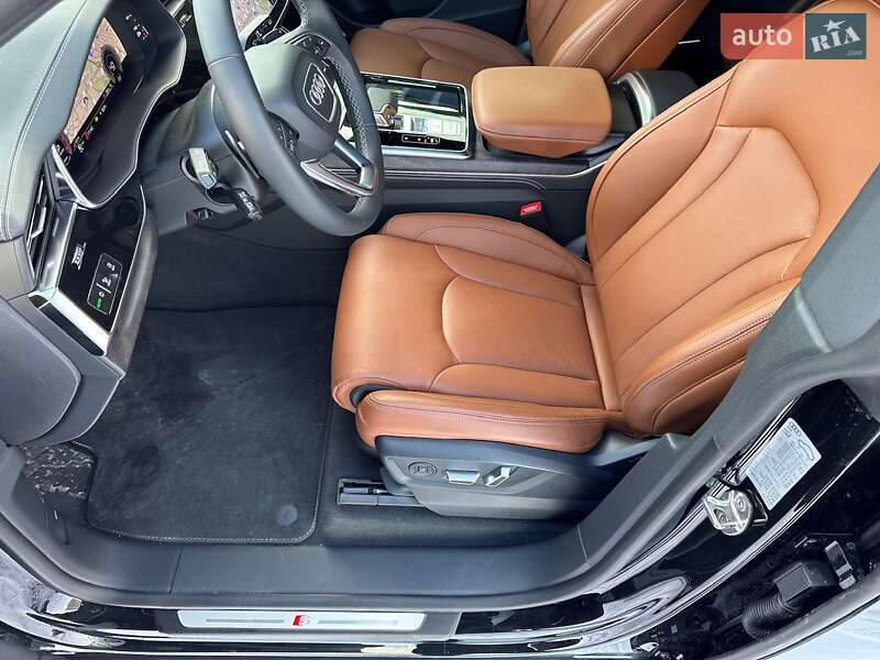 Внедорожник / Кроссовер Audi Q8 2025 в Киеве