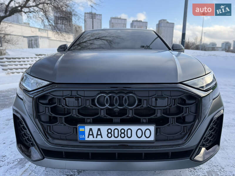 Внедорожник / Кроссовер Audi Q8 2024 в Киеве