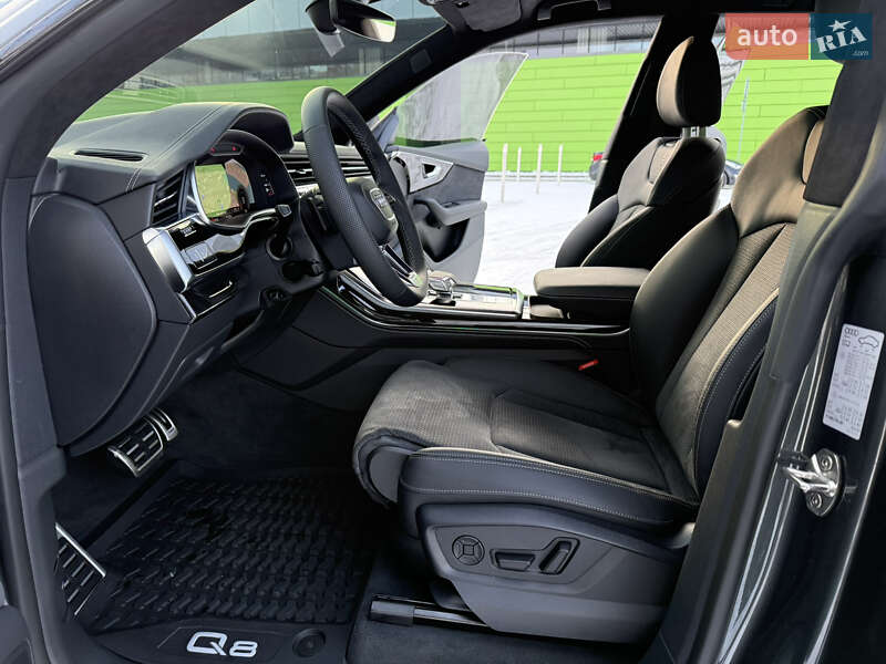 Внедорожник / Кроссовер Audi Q8 2024 в Киеве