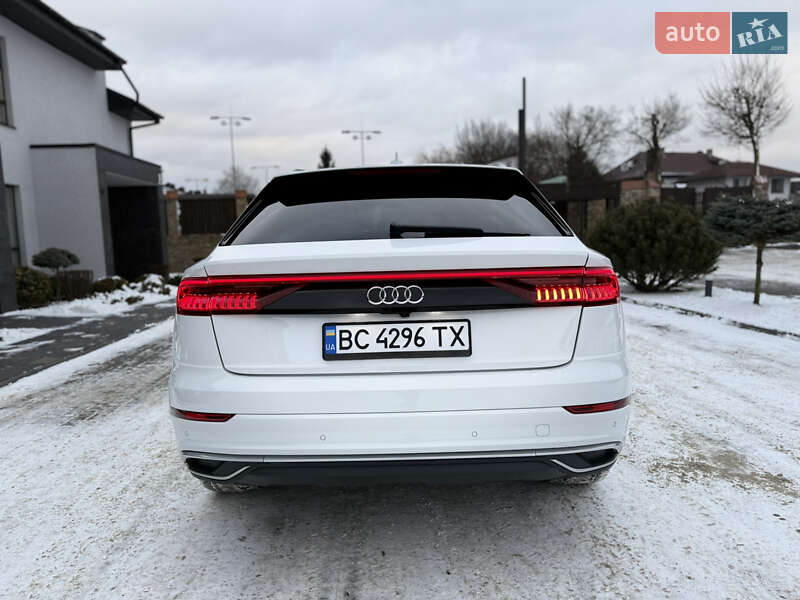 Внедорожник / Кроссовер Audi Q8 2018 в Киеве