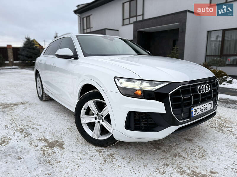 Внедорожник / Кроссовер Audi Q8 2018 в Киеве