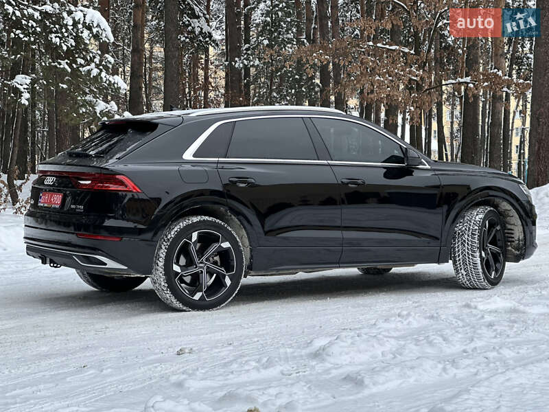 Внедорожник / Кроссовер Audi Q8 2019 в Львове