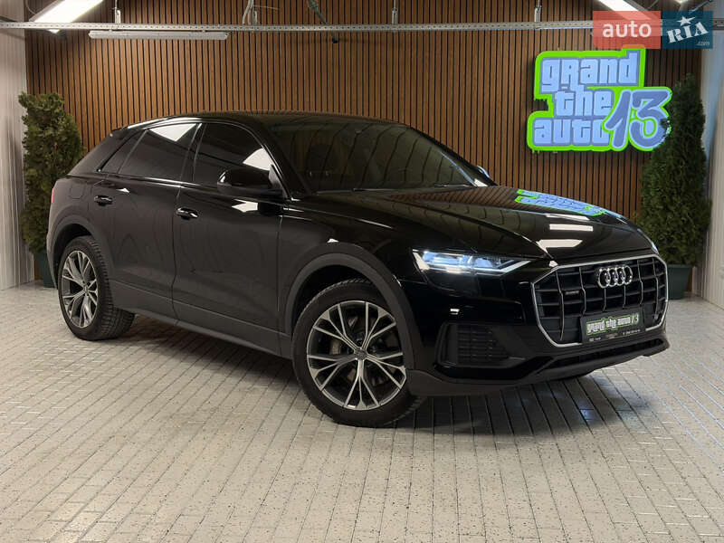 Внедорожник / Кроссовер Audi Q8 2019 в Киеве