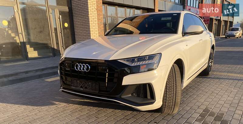 Внедорожник / Кроссовер Audi Q8 2020 в Виннице