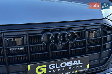 Внедорожник / Кроссовер Audi Q8 2021 в Львове