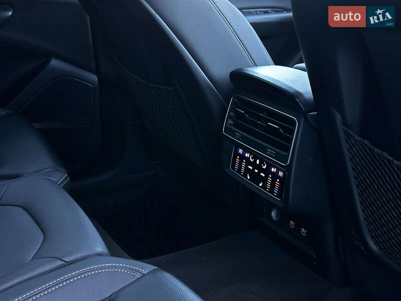 Внедорожник / Кроссовер Audi Q8 2021 в Львове