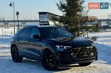 Позашляховик / Кросовер Audi Q8 2025 в Києві
