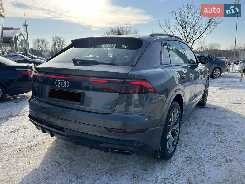 Внедорожник / Кроссовер Audi Q8 2025 в Полтаве