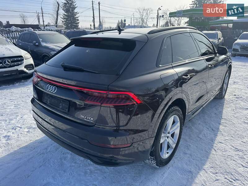 Внедорожник / Кроссовер Audi Q8 2019 в Тернополе