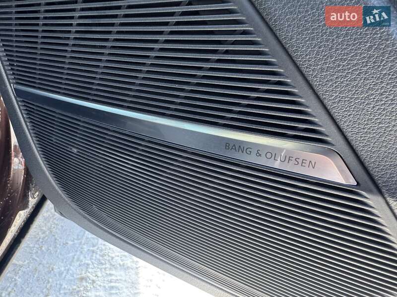 Внедорожник / Кроссовер Audi Q8 2019 в Тернополе