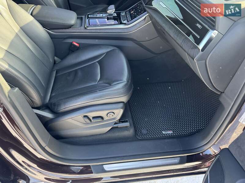 Внедорожник / Кроссовер Audi Q8 2019 в Тернополе