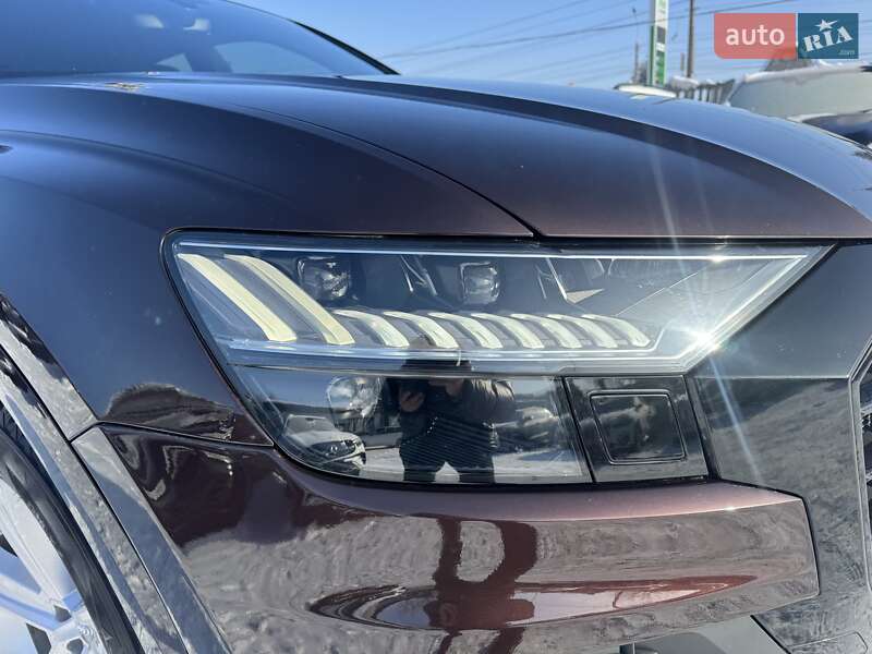 Внедорожник / Кроссовер Audi Q8 2019 в Тернополе