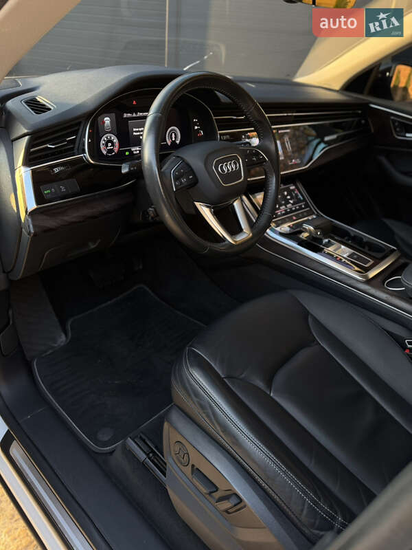 Внедорожник / Кроссовер Audi Q8 2019 в Киеве фото 11 Внедорожник / Кроссовер Audi Q8 2019 в Киеве