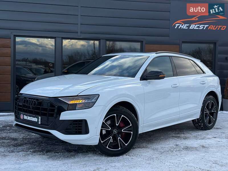 Audi Q8 2021