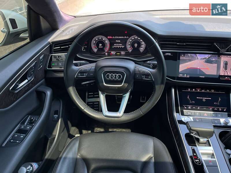 Позашляховик / Кросовер Audi Q8 2019 в Києві