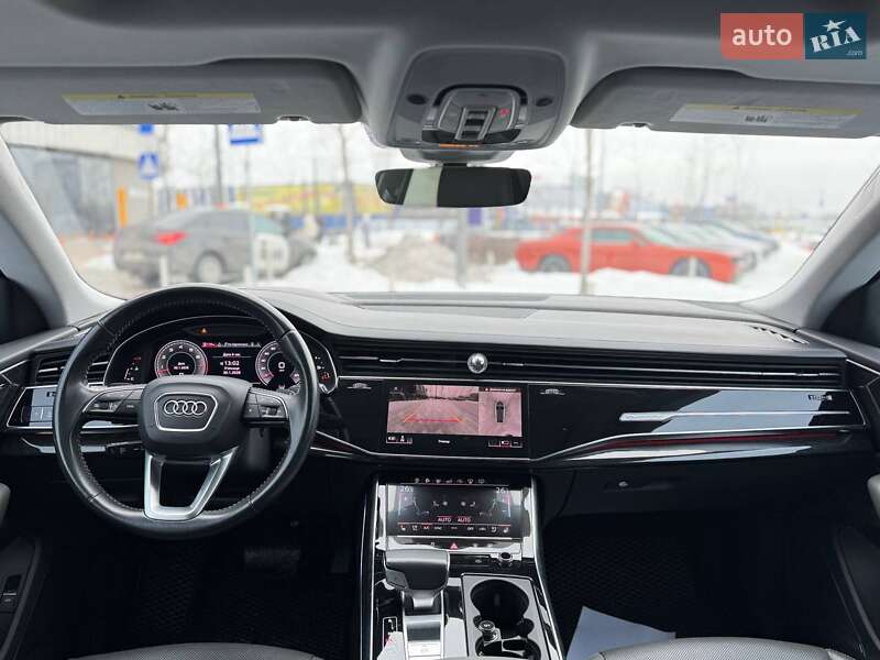 Позашляховик / Кросовер Audi Q8 2018 в Києві