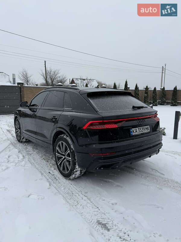 Внедорожник / Кроссовер Audi Q8 2021 в Сумах