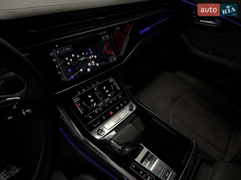 Внедорожник / Кроссовер Audi Q8 2020 в Тернополе