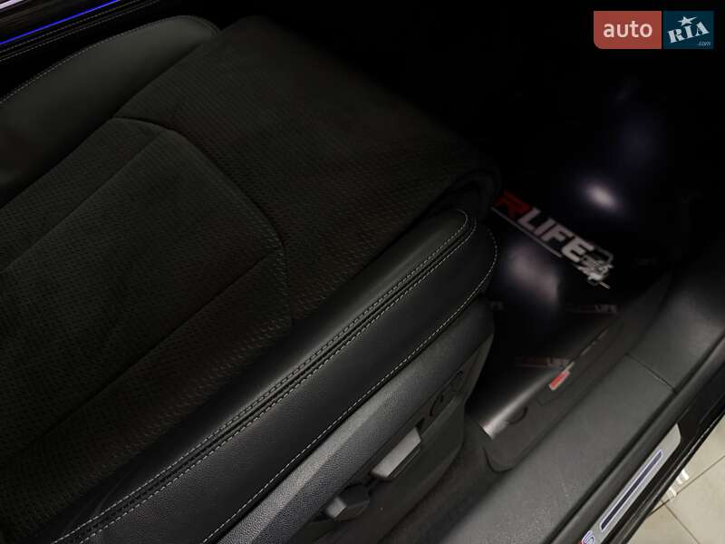 Внедорожник / Кроссовер Audi Q8 2020 в Тернополе