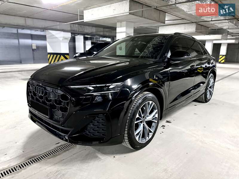 Внедорожник / Кроссовер Audi Q8 2024 в Днепре