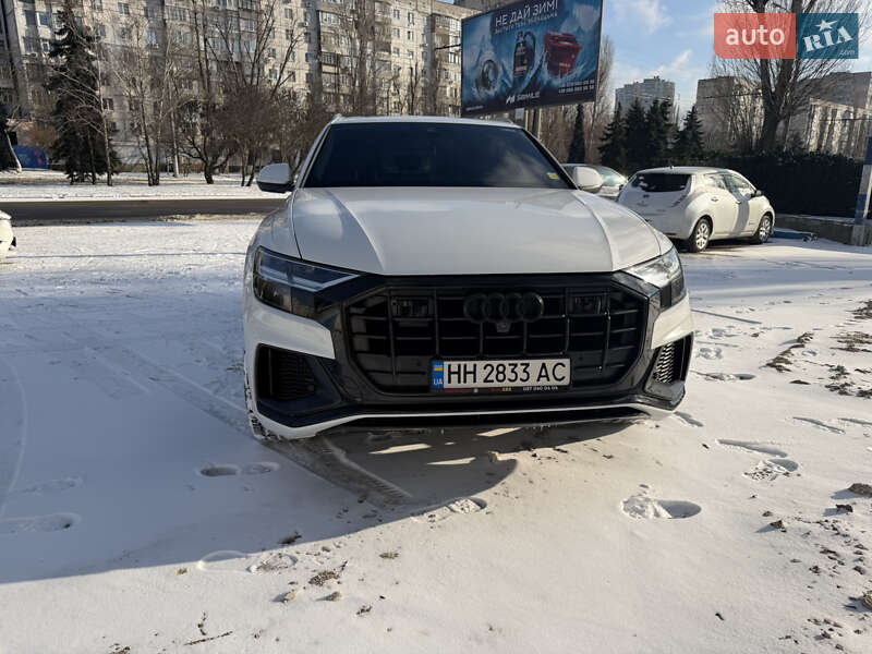 Позашляховик / Кросовер Audi Q8 2019 в Одесі фото 5 Позашляховик / Кросовер Audi Q8 2019 в Одесі