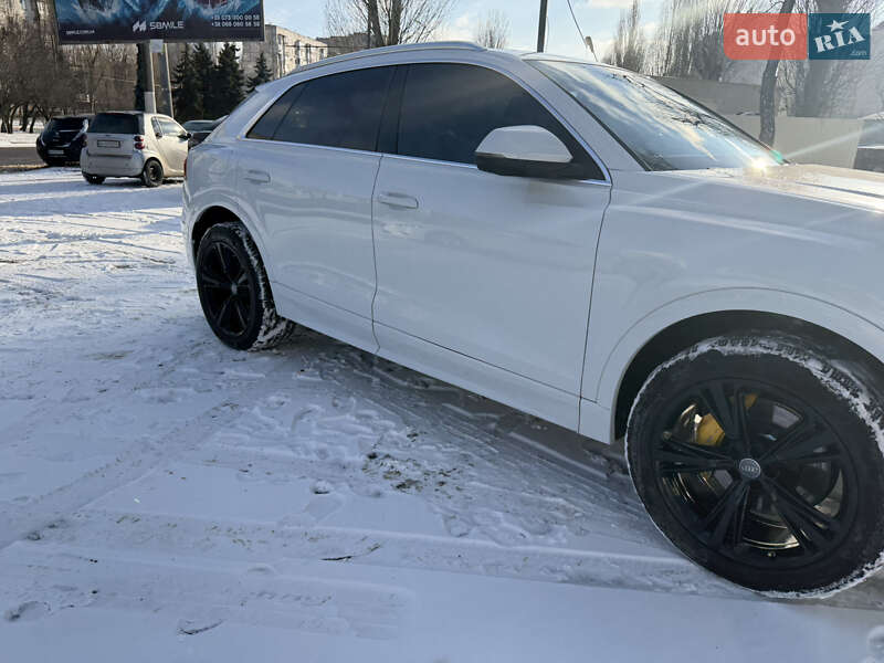 Позашляховик / Кросовер Audi Q8 2019 в Одесі фото 10 Позашляховик / Кросовер Audi Q8 2019 в Одесі