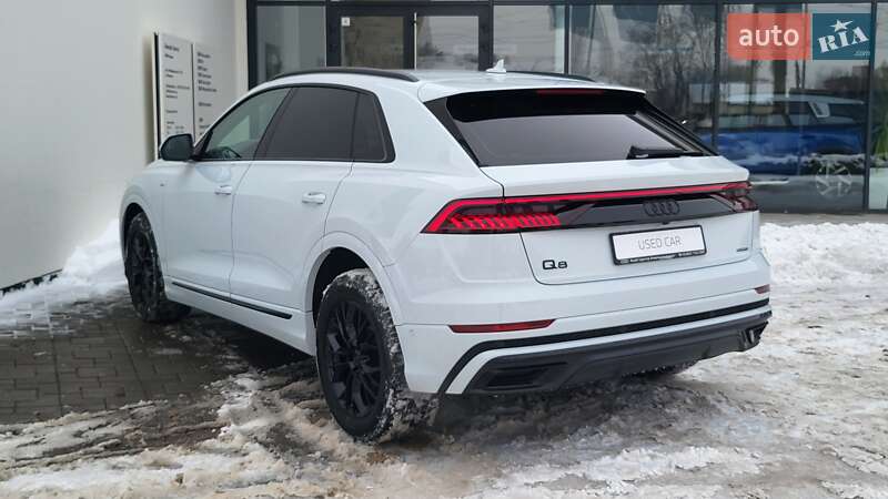 Внедорожник / Кроссовер Audi Q8 2023 в Виннице