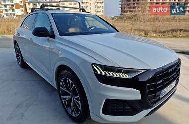 Внедорожник / Кроссовер Audi Q8 2021 в Измаиле