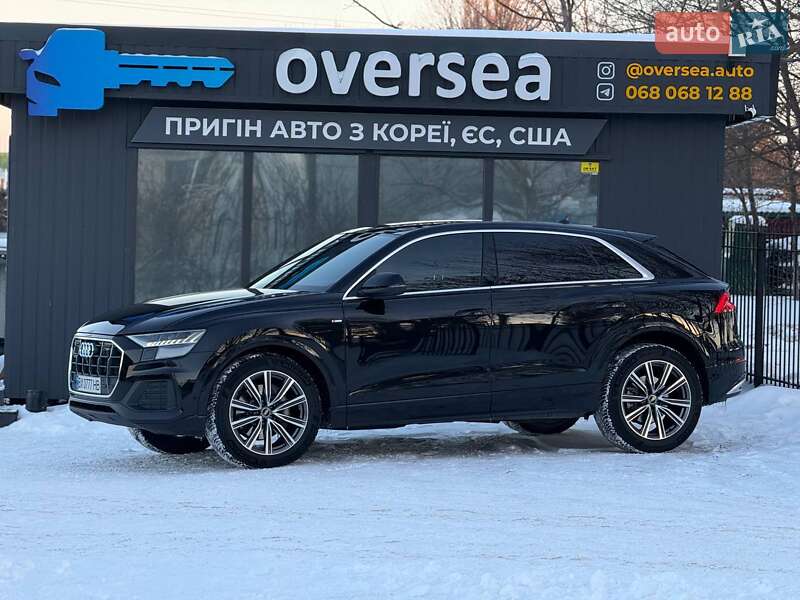 Внедорожник / Кроссовер Audi Q8 2022 в Хмельницком