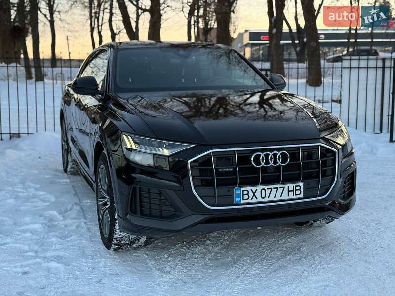Внедорожник / Кроссовер Audi Q8 2022 в Хмельницком