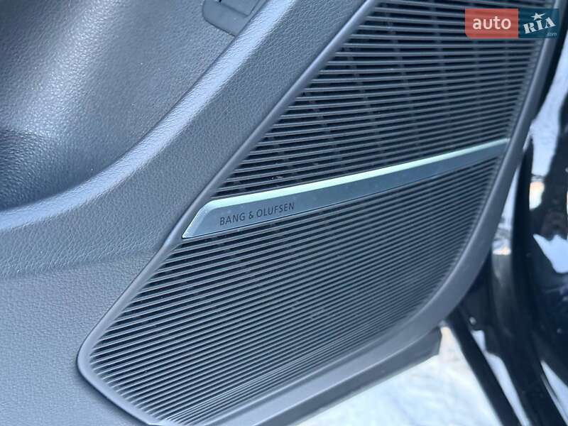 Внедорожник / Кроссовер Audi Q8 2022 в Хмельницком